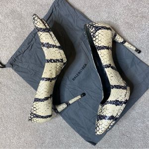 Balenciaga Black and White Snake Pumps Women’s Size 11